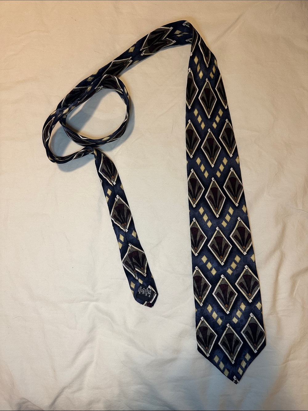 Ashberry Geometric Men's 100% Silk Tie